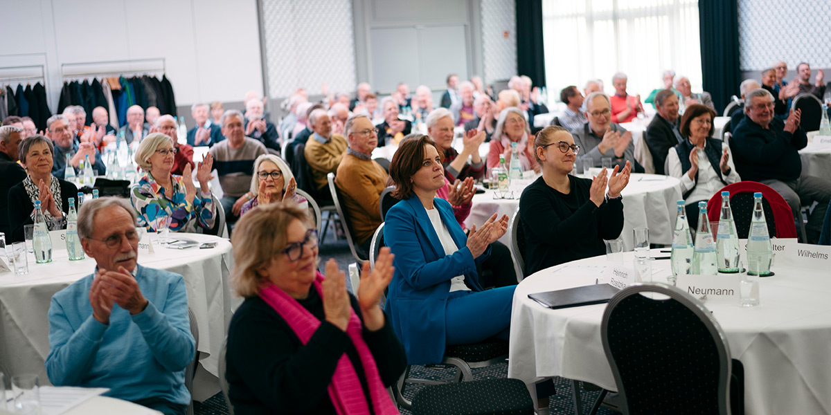 Intensiver Austausch beim Gruppenkontakter:innen-Treffen 2025