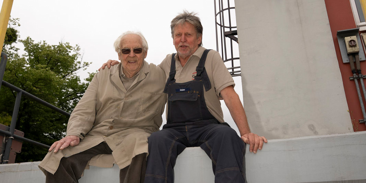 Sie könnten Vater und Sohn sein, sind sie aber nicht, sondern einfach gute Freunde: Horst Martin (links) und Walter Gondek.